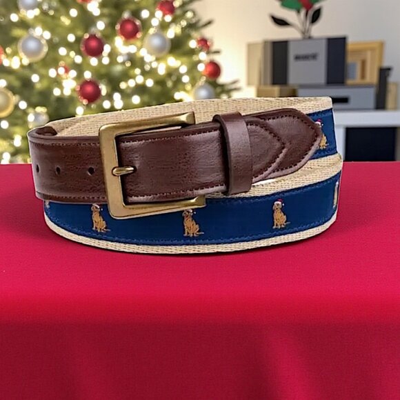 Men’s CLUB ROOM CHRISTMAS BELT WITH DOG WEARING SANTA'S HAT MED 34 / 36 - Picture 1 of 8